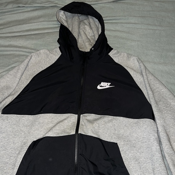 Nike NSW Hybrid Graphic Jacket CJ7027-063 - Picture 2 of 5